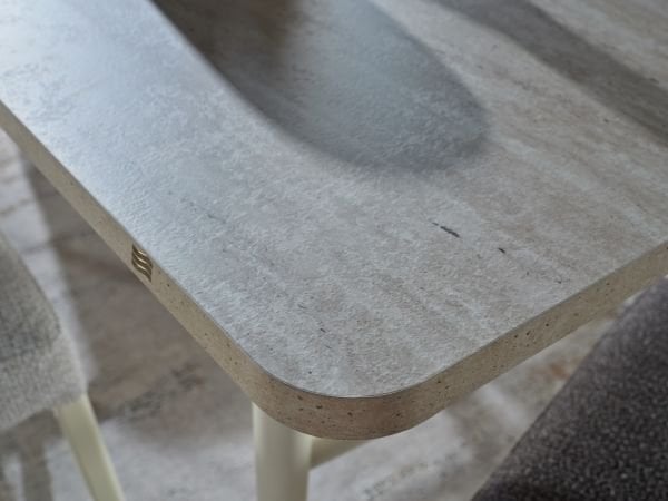 Alya Fixed Table
