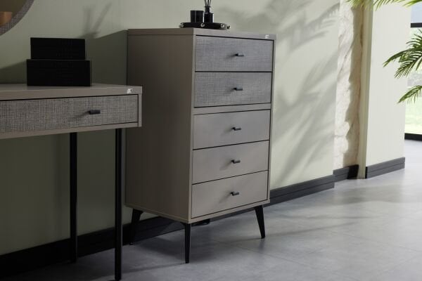 Truva Make Up Table