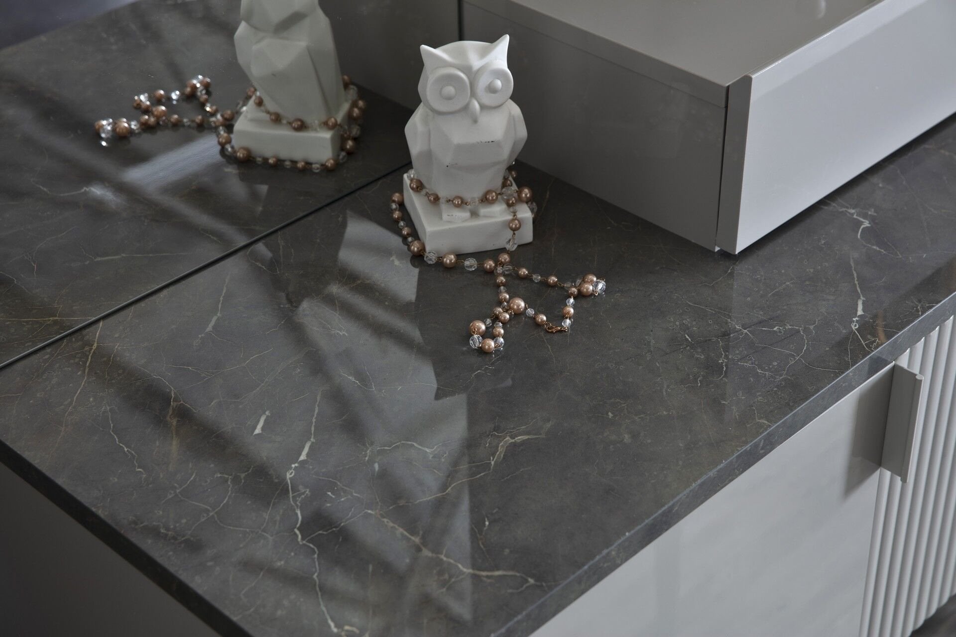 Serra Makyaj Masası