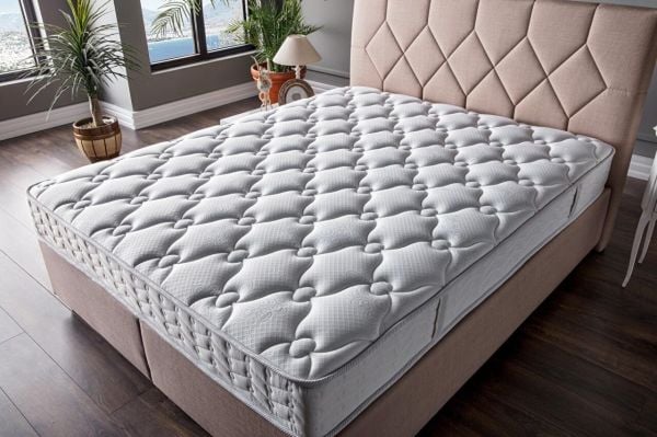 Dreamwell Mattress