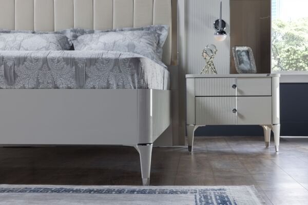 Arena Nightstand