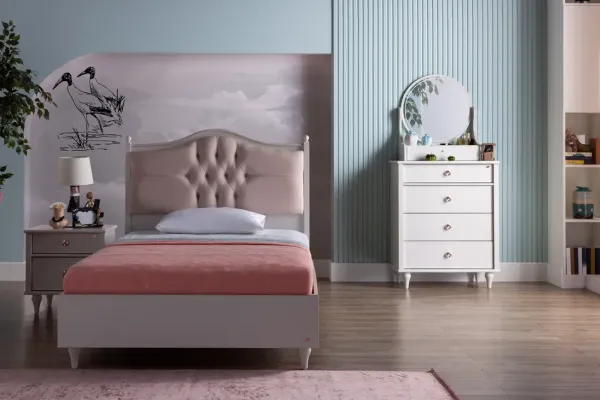 Emily Young Room Set