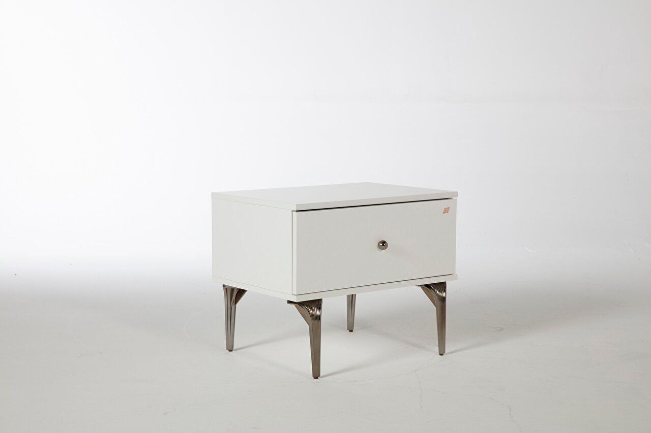 Roxy Nightstand