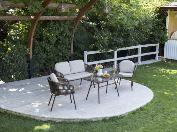 Brante Garden Table Set