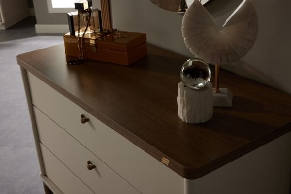 Lavita Mini Makeup Table