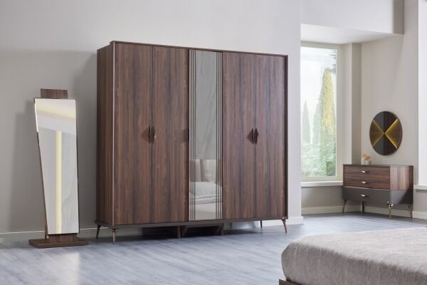 Vanessa Bedroom Set