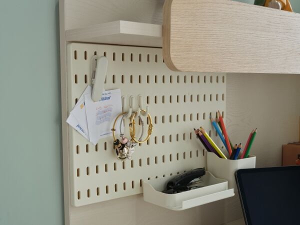Linus Dolaplı Çalışma Masası