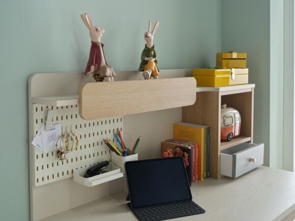 Linus Dolaplı Çalışma Masası