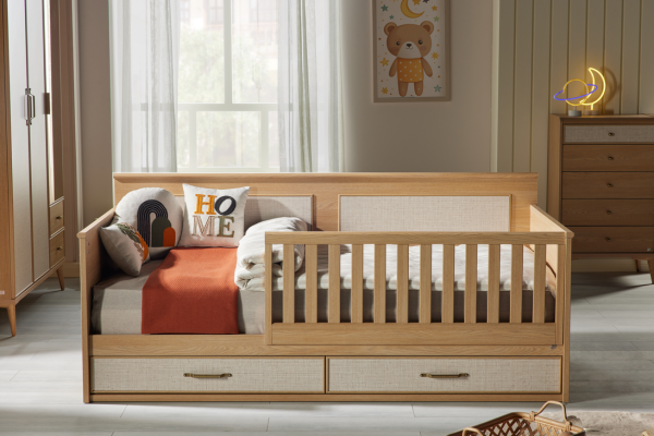 Mitra Montessori Bedstead