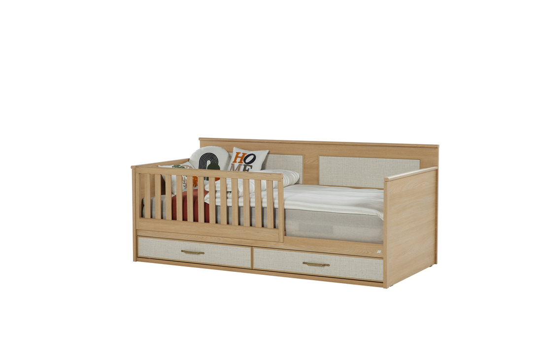 Mitra Montessori Bedstead
