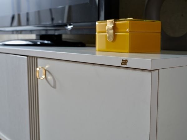 Alya TV Stand