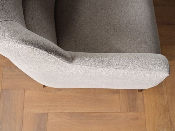 Vanessa Wingchair