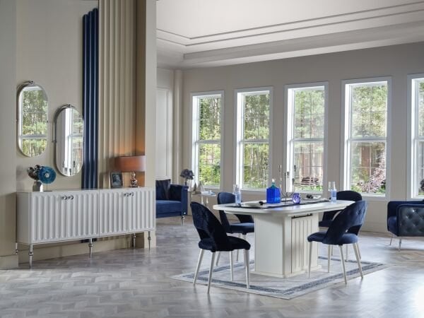 Blanca Alternative Expandable Table