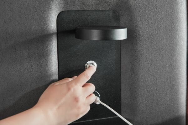 Quantum Başlık + Aydınlatma Ünitesi