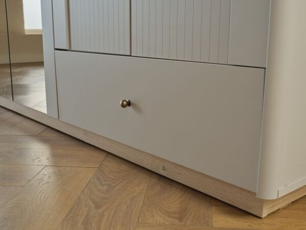 Borneo 5 Door Wardrobe