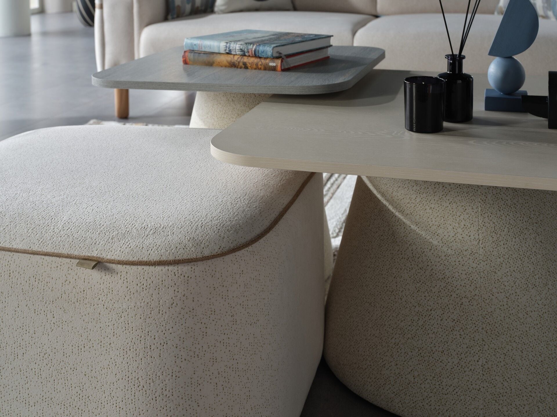 Linus Orta Sehpa Takımı