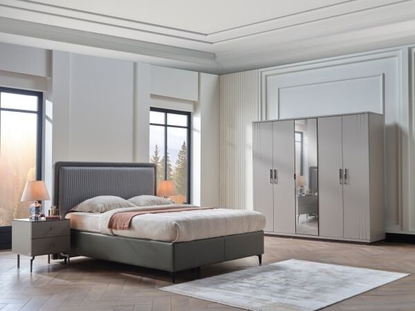 Alexa 5 Door Wardrobe