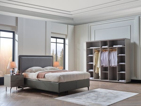 Alexa 5 Door Wardrobe