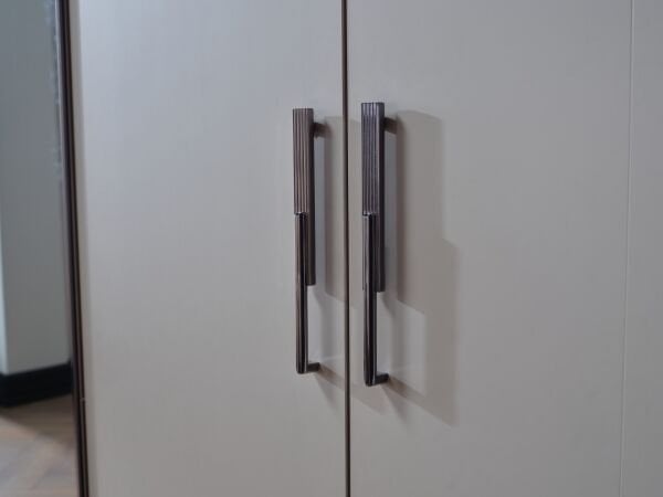 Alexa 5 Door Wardrobe