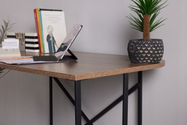 Lina Study Desk