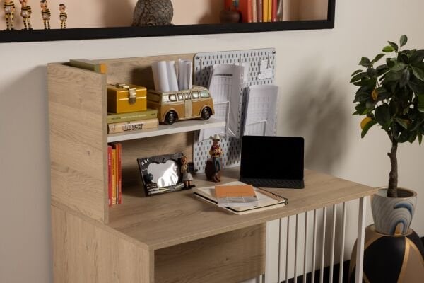 Alfa Study Desk