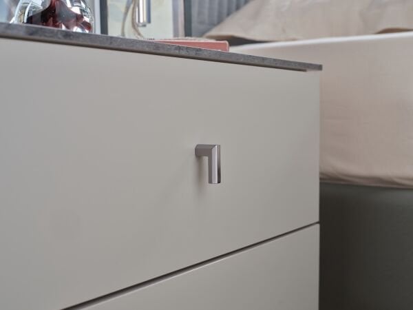 Alexa Chiffonier