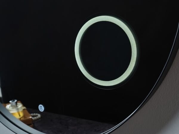 Alexa Make Up Mirror