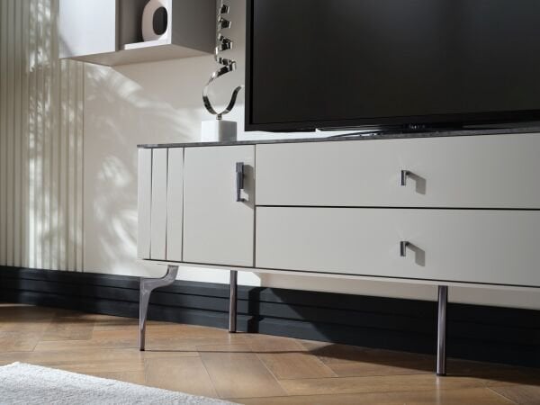 Alexa TV Table