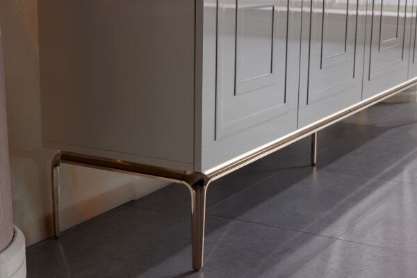 Briella Console