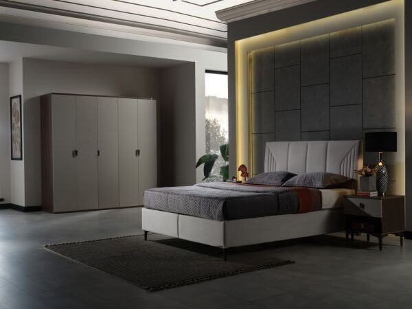 Cansas 5 Door Wardrobe without Mirror