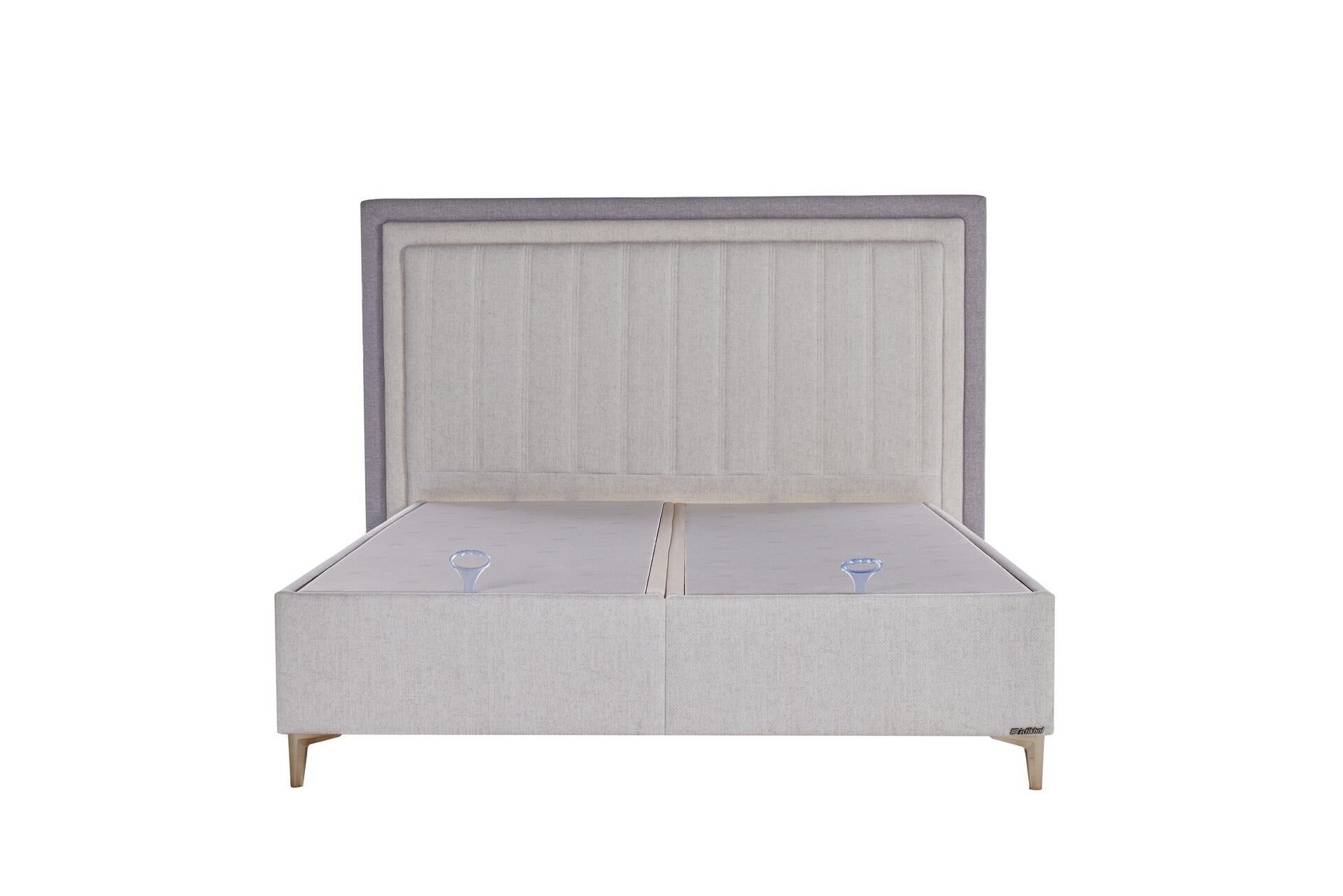 Briella Small Başlık