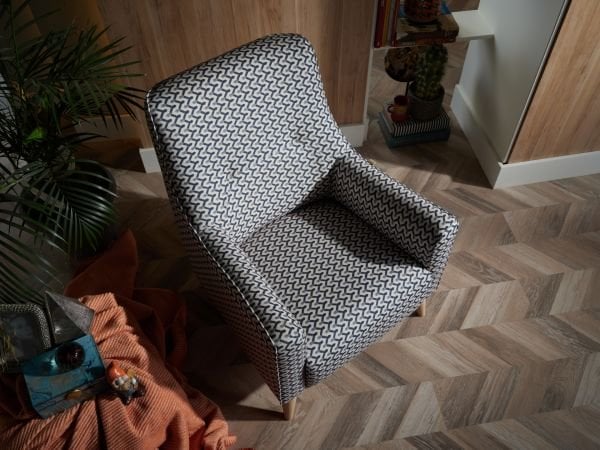 Elizya S Wingchair