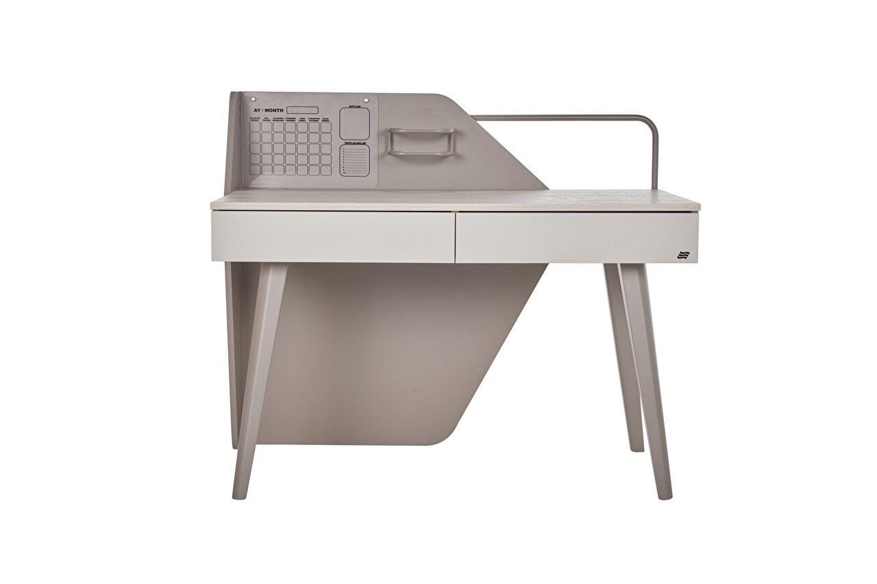 Hera Study Desk