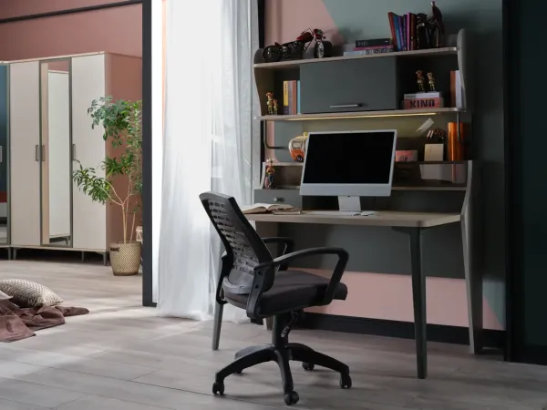 Leo Young Room Set