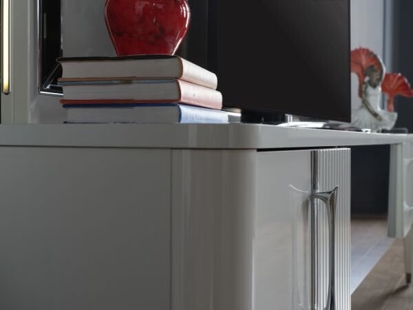 Arena TV Table