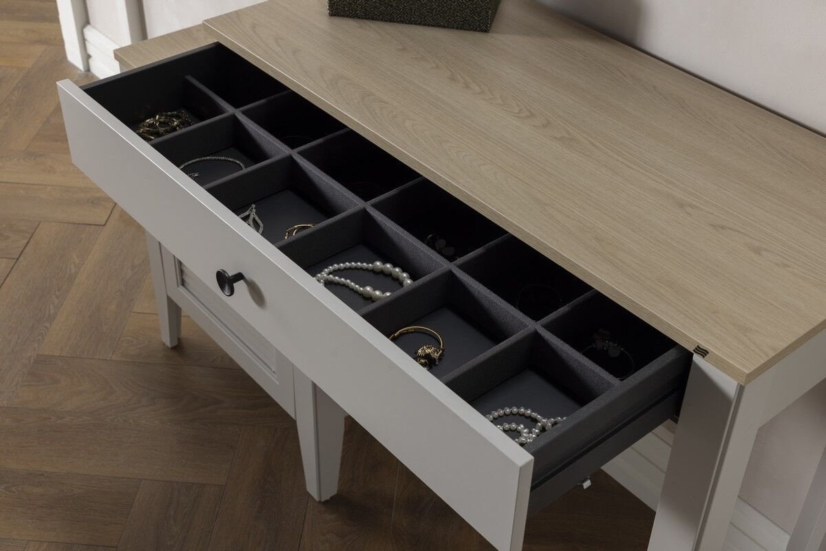 Fiona Makyaj Masası