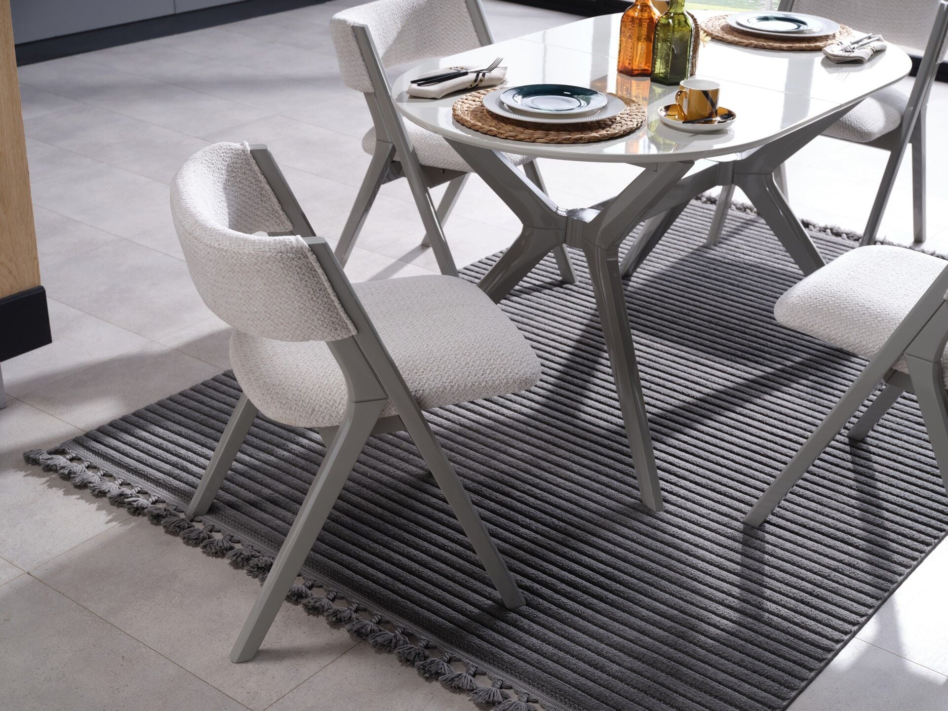 Ares Açılır Mutfak Masa Takımı - Bej Ayak